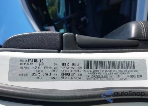 2018 Jeep Grand Cherokee Limited 4X2 z USA, uszkodzony, nr VIN 1C4RJEBG5JC512252